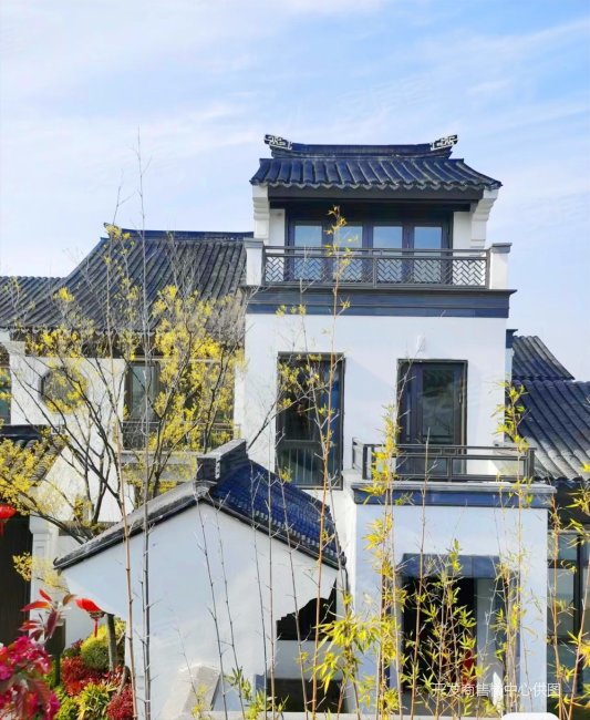 葛洲坝知丘别墅5室3厅4卫408㎡南北1550万