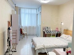郑州金水玉凤路短租月付 超大户型 一室一厅 属于自己的一个小贱出租房源真实图片