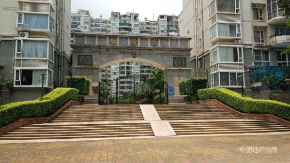 观海台 豪装南北通透大四房 南山外国语中小 带固定车位