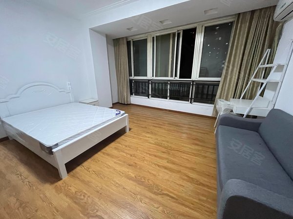 房东租可短租武胜路第四医院凯德广场旁汉华公寓