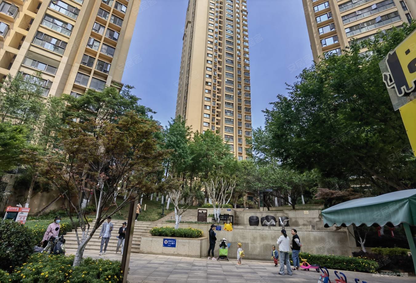 龙湖水晶郦城教场北路151号3室1厅2卫11499平方米