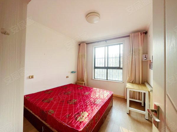 青岛黄岛隐珠天一畔城美林居(319-358)头回出租!地铁口!有空调!