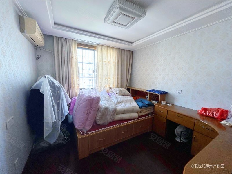 急售好房 业主置换 诚心出售此房 精装三房 自住保养好,四季花园(常熟