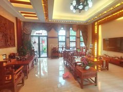 深圳龙岗龙岗中心城端头别墅带大花园家私家电齐全随时看房出租房源真实图片