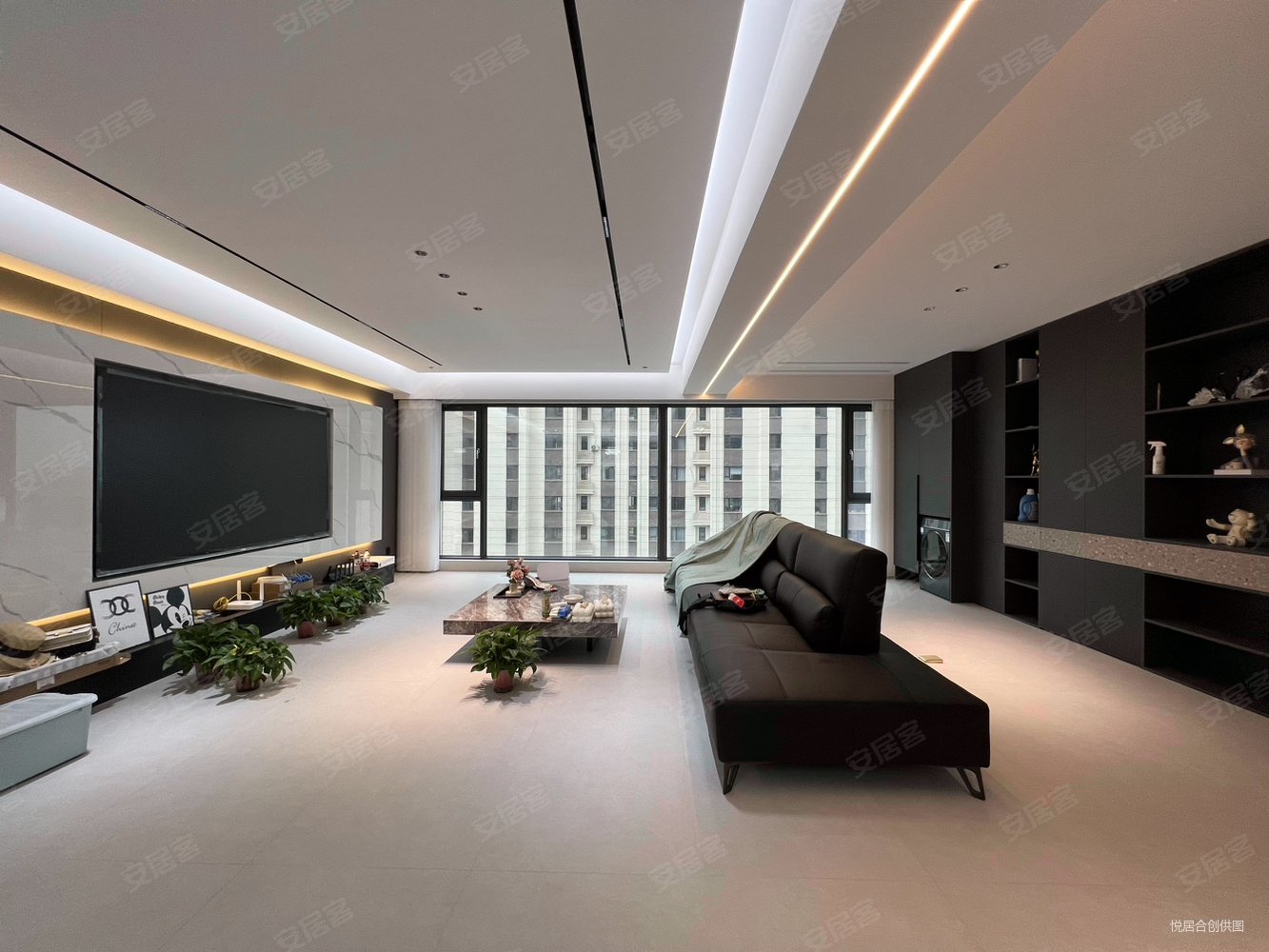 七子连湖中海河山郡中海世家143平米豪华装修落地窗