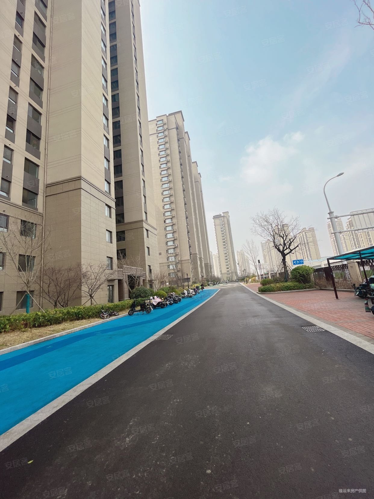 中建锦绣城八期雅园,3室2厅2卫131.9毛坯