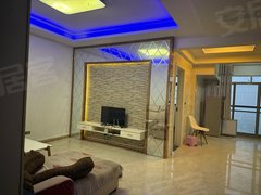 赤壁赤壁城区赤壁市区银河花园城 1室1厅1卫 精装修 电梯房 58平出租房源真实图片