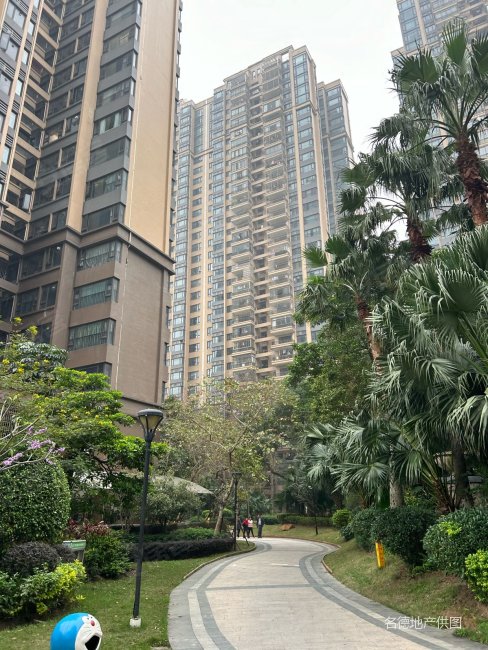 长信东海银湾 入户神器 拎包入住 业主诚心出售 看房预约!