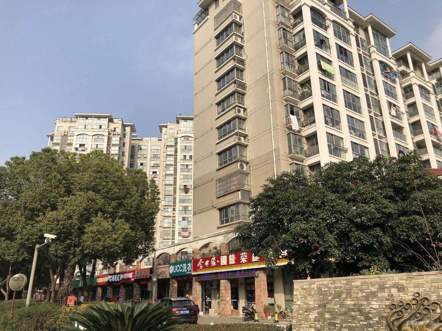 香树湾福园2室1厅1卫92.23㎡南145万