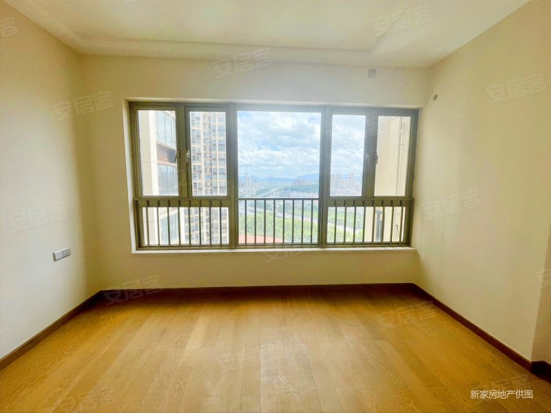 御龙山花园~精装修四页草户型~虎门次新小区~税费少