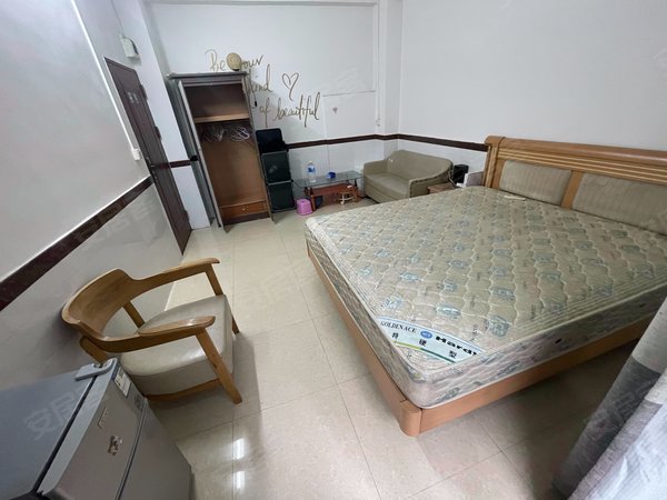 【多图】翠岗路小区,荔城租房,紧邻东汇城 大单间 低楼层 一押一付