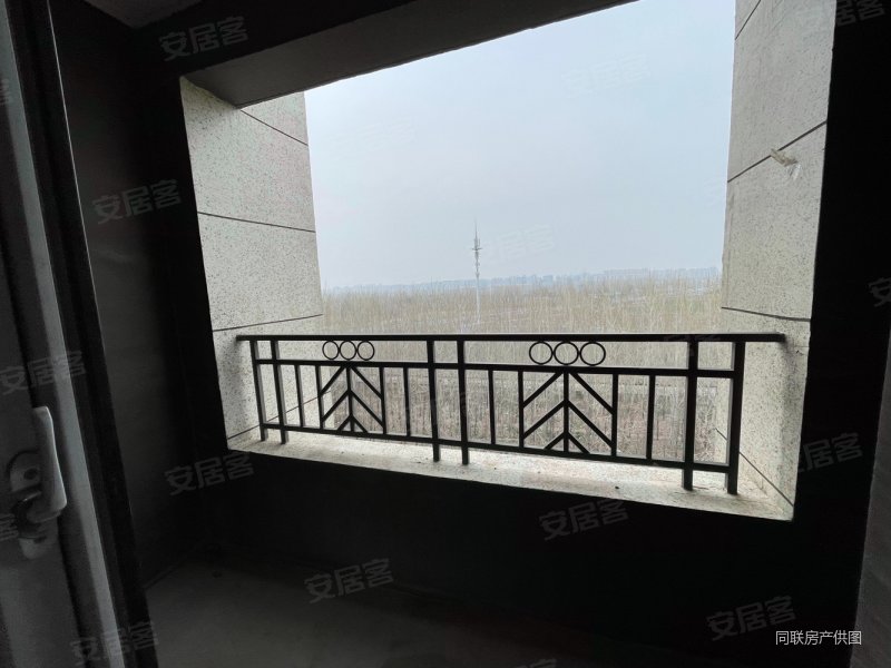 真实在售泊林公馆115w可售南北通透户型好采光好