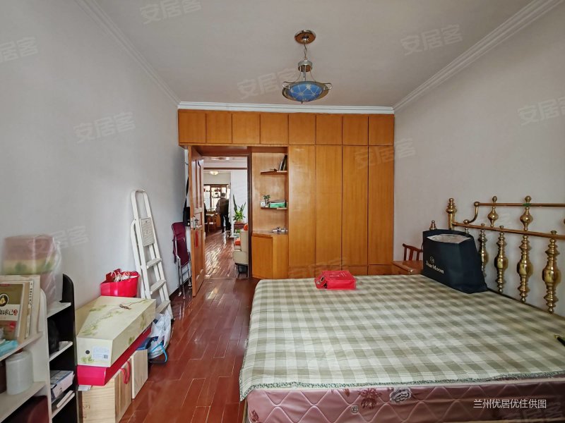 团结新村4565号居民楼