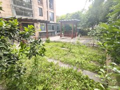 镇江丹徒华山街阳光西班 一楼带院子 四房三卫 设施齐全拎包入住出租房源真实图片