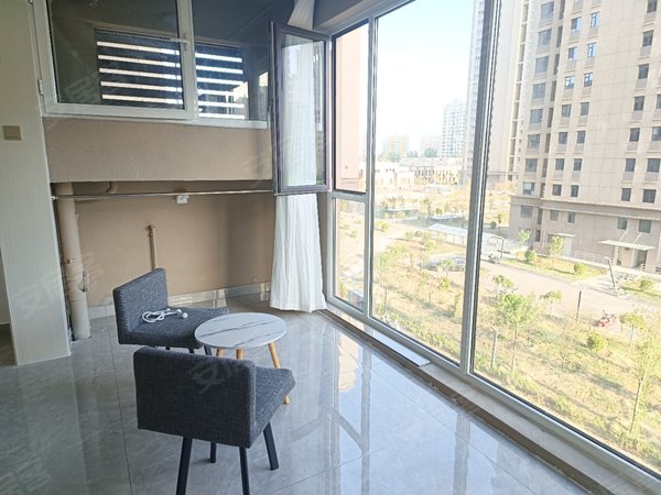 滨州滨城区政府西城华府西城华府 黄4渤17 实拍图 精装 拎包入住 电梯