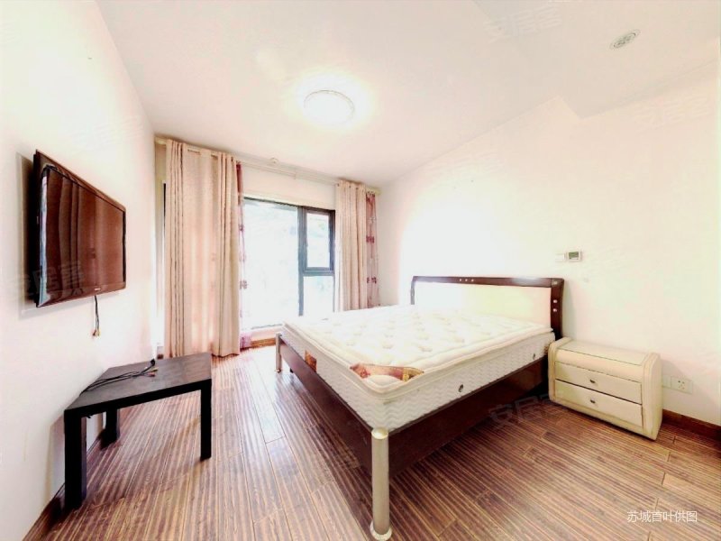 四层洋房 二楼精装修大四房 有车位 看房方便,万科金品家园二手房,460