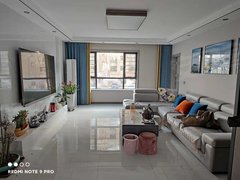 哈密伊州时代广场整租！带花园！公元大观四室两厅一卫精装修拎包入住出租房源真实图片