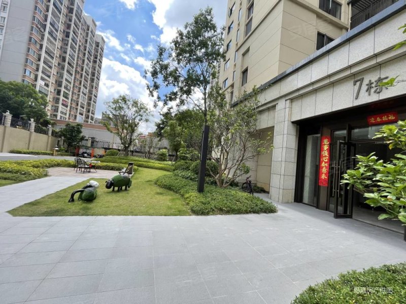 鲤城中南漫悦湾单价仅售11万多产权满2年