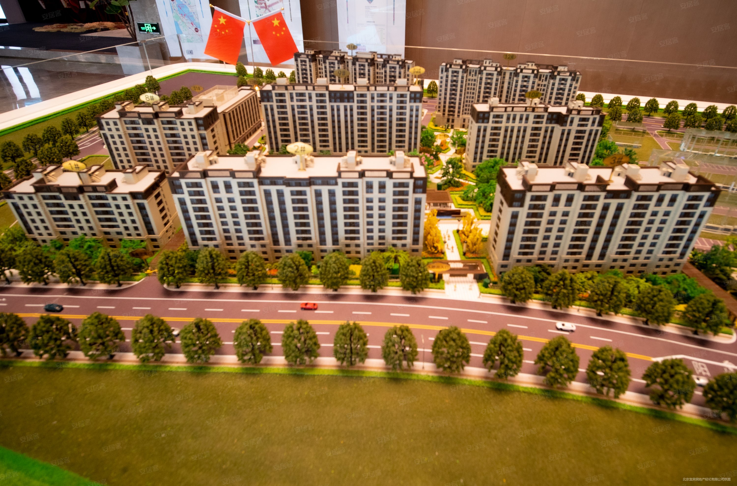 西山上品湾moma3室2厅2卫131㎡南北426万