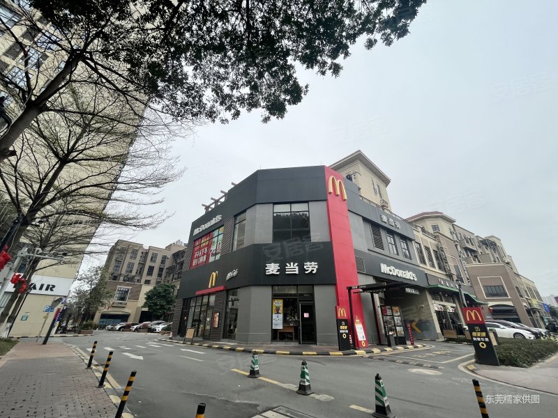 绿地大都会商住楼商圈成熟精装好房小区超新总价低