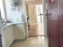 镇江句容中央广场急租 香江丽景 精装公寓 朝南 设施齐全 拎包入住 随时看出租房源真实图片