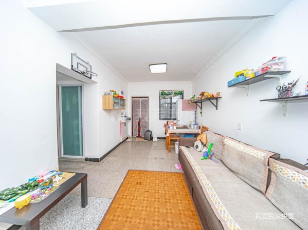 崇化小区地铁口800米配套齐全楼层可随时看房