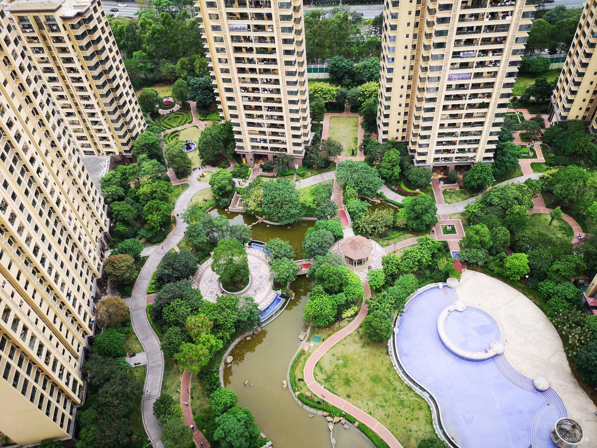 18年次新小区 高层看南城 景观 毛坯可塑性超强 产权清晰,汇龙湾小区