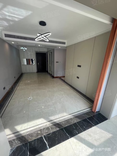 江海都会精装修三室一卫前面无遮挡采光全天