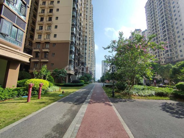 南宁良庆良庆周边五象新都建新花园两房低价出租,免物业费,带车位