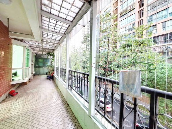 深圳福田下梅林山水居租好房要安静此套必看 公园旁电梯小高层精装3房