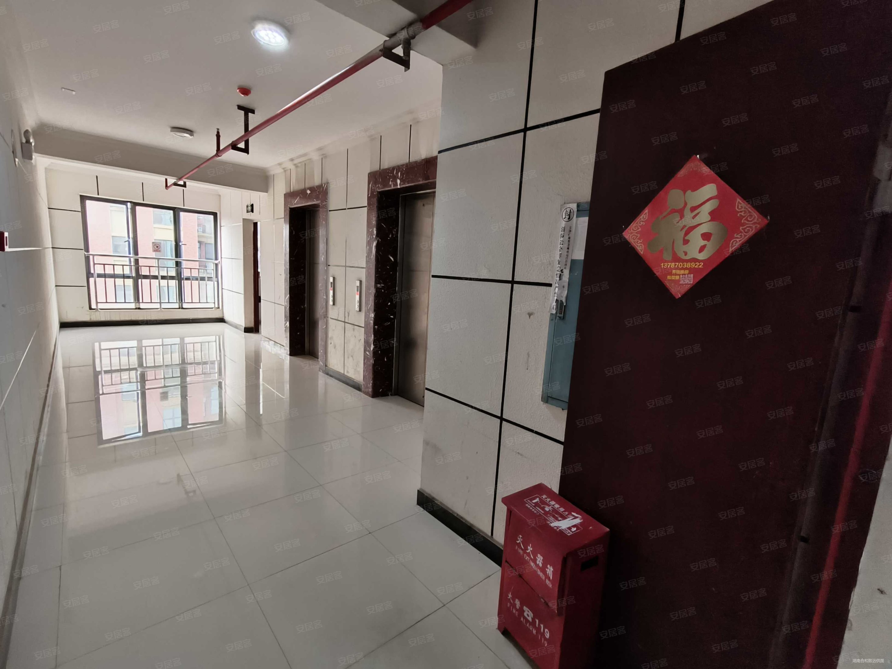 金谷豪庭芙蓉南路四段168号3室2厅1卫9376平方米