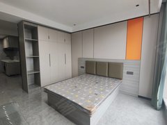 湖州长兴长兴市区城南华溪枢纽站附近精装修押一付一拎包入住免费停车出租房源真实图片