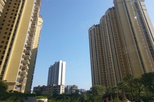 雅居乐雅湖半岛