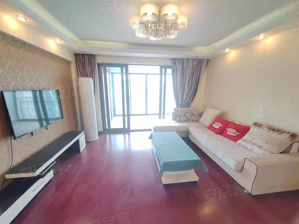 金河国际华庭精装2房 近地铁 红唐 淮海街 龙湖 随时看房