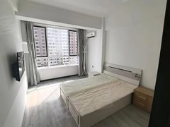 丹东振兴六纬路小学学区站前附近 昊龙公寓 电梯精装一室 家电齐全 包取暖物业宽带出租房源真实图片