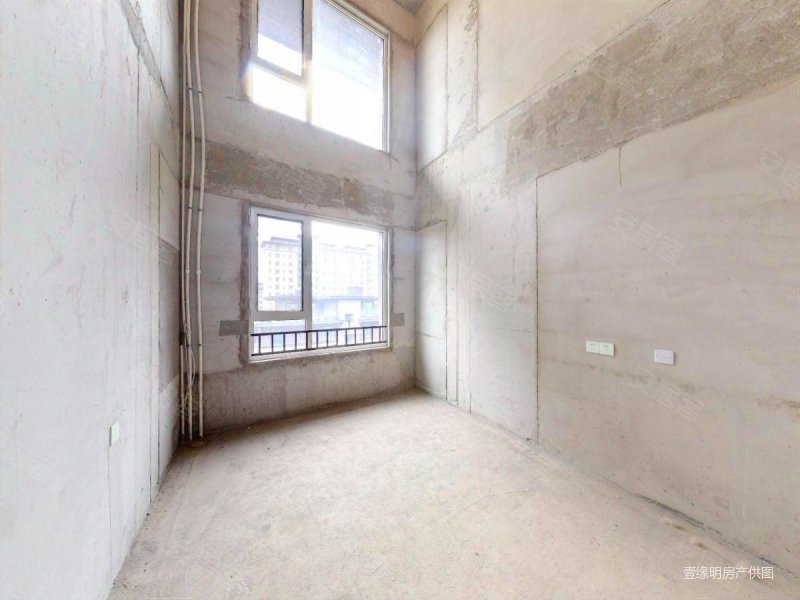 西安房产网>西安二手房>雁塔二手房>等驾坡二手房>海亮唐宁府>800_600