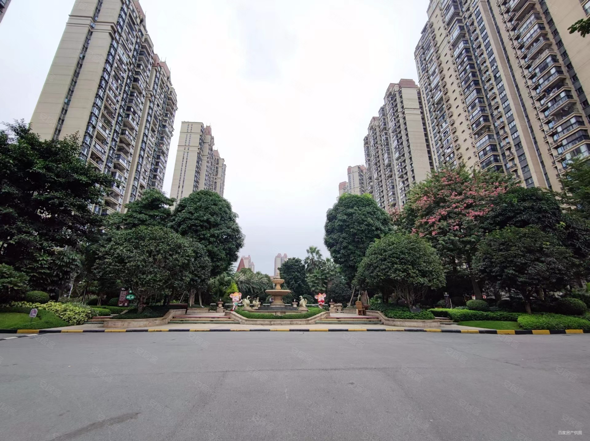 9字头恒大翡翠龙庭德中东小刚需三房精装修满5