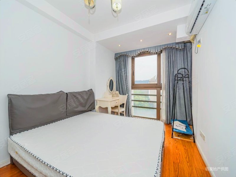 杭州房产网>杭州二手房>上城二手房>吴山/清波门二手房>柳浪东苑>800