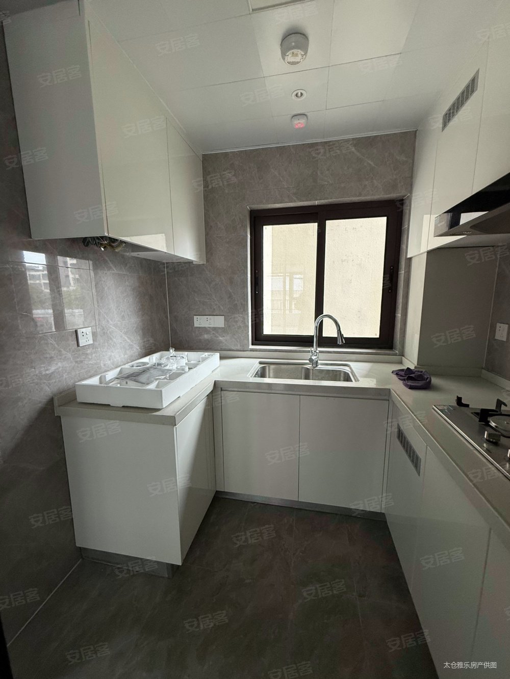 心望雅苑3室2厅2卫105㎡南北168万