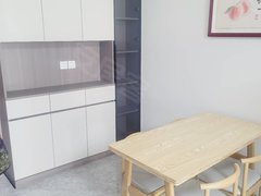 新泰新兴路客运中心朝阳小学附近阳光世纪城两室两厅一厨一卫全套家具家电齐全精装修出租房源真实图片