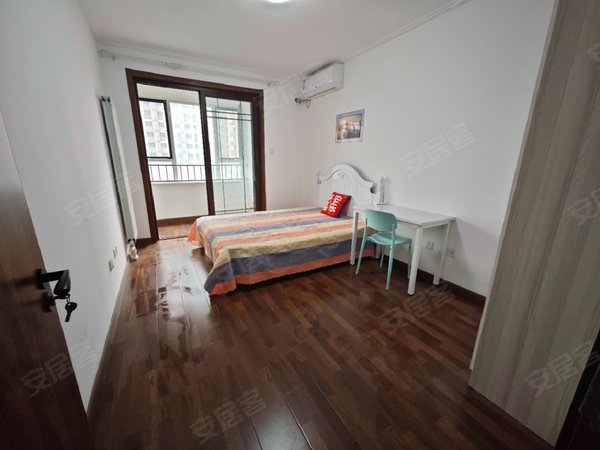 【多图】京城雅苑(2号院),卢沟桥租房,京城雅苑主卧带阳台朝南卢沟桥