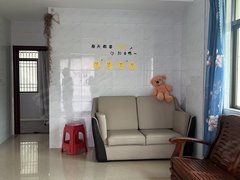 汕尾汕尾城区香洲人造沙滩夏楼美附近，2房1厅，租金1200元，步梯3楼出租房源真实图片