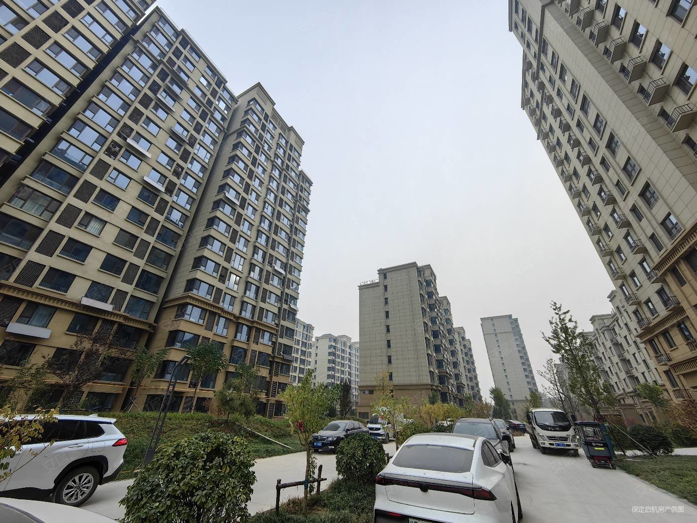 南湖公园旁锦绣城三期毛坯三室全明户型采光好交通便利