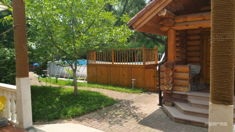 京东潮白河东岸和安花园a区独栋别墅占地2亩2400万