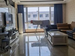 梅河口城区市中心水岸人家C区 步梯5楼两室 房出租房源真实图片