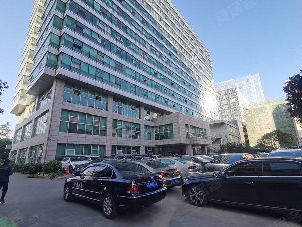 昆明官渡国贸中心华润公寓国贸路 福德地铁口 政通大厦 华润公寓 四房