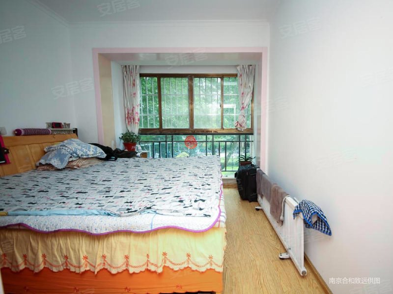 银河湾紫苑 刚需两居 小区绿化高 商业配套成熟 有电梯