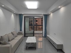 湖州南浔金象湾南浔人民医院附近，玉象府自住整套三房两厅一卫一厨双阳台。出租房源真实图片