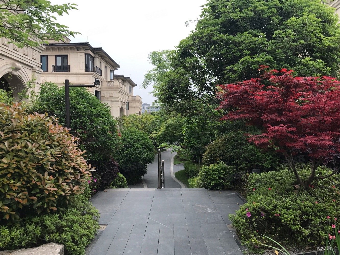 重庆房产网>重庆二手房>渝北二手房>大竹林二手房>新江与城天奕(别墅)