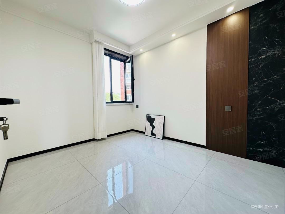 东部风景3室2厅1卫104㎡南北66.8万